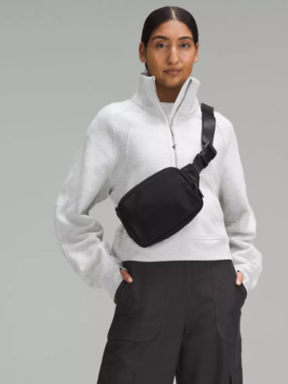 NWT Lululemon 2L Everywhere Belt Bag Black